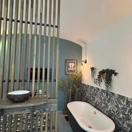 Blue Zen - Relaxing Loft A Porta Nuova Apartment *