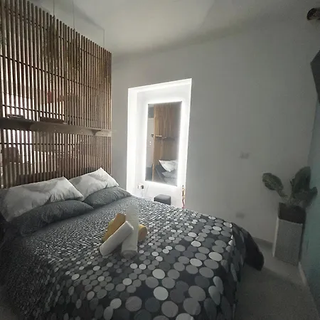 Blue Zen - Relaxing Loft A Porta Nuova Apartment *